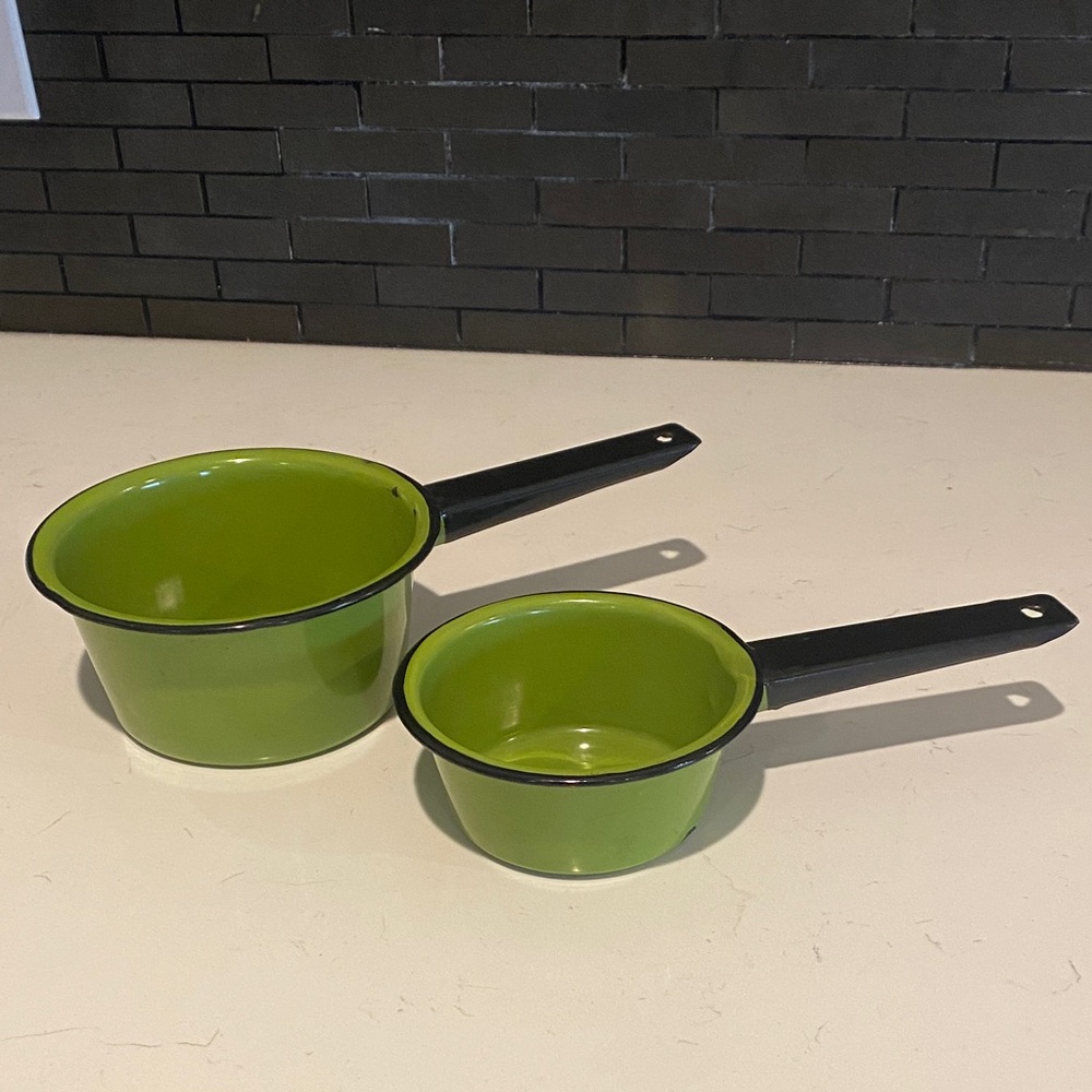 Vintage Green Enamelware Sauce Pans Lot of 2 Black Rim Pot 5”& 6"